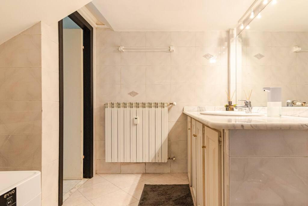 Sakura Suite Генуя Экстерьер фото